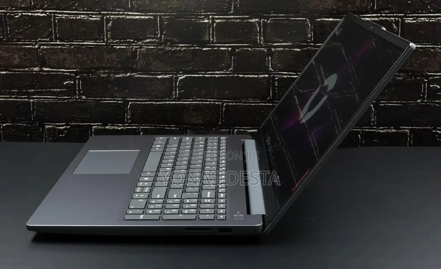 New Laptop Lenovo LOQ 15ARP9 12GB Intel Core i5 SSD 512GB