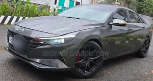 Hyundai Avante 2022 Gray