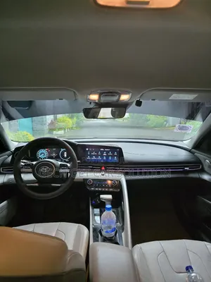 Hyundai Avante 2022 Gray