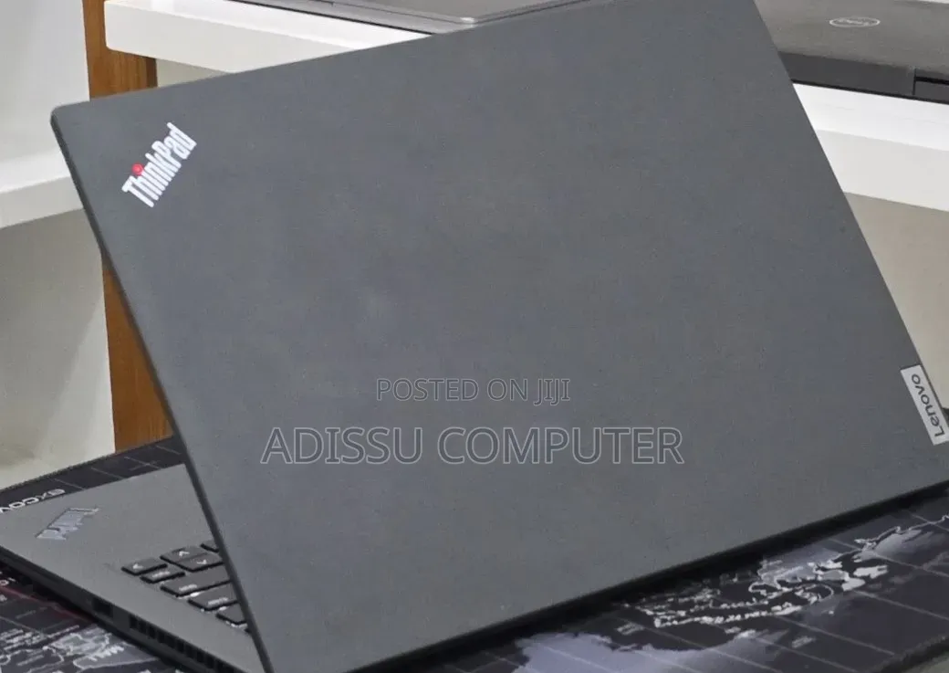 New Laptop Lenovo ThinkPad T14s G4 32GB Intel Core i7 SSD 512GB