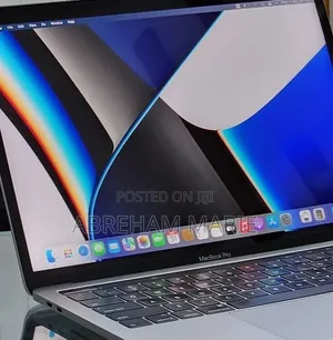New Laptop Apple MacBook Pro 2019 16GB Intel Core i7 SSD 512GB
