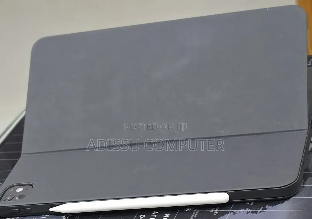 New Laptop 8GB SSD 256GB