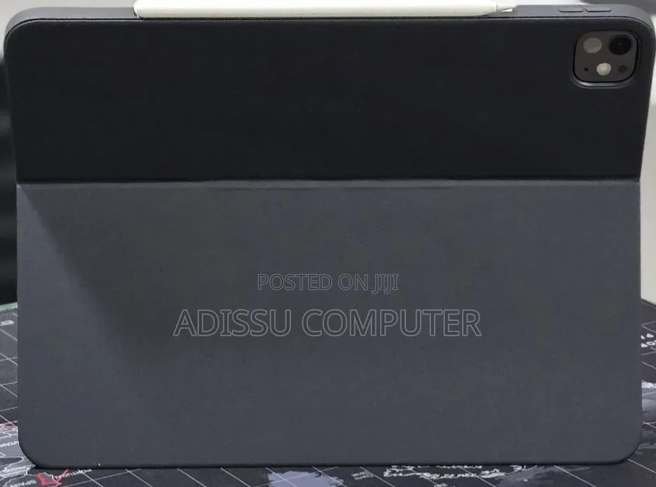 New Laptop 8GB SSD 256GB