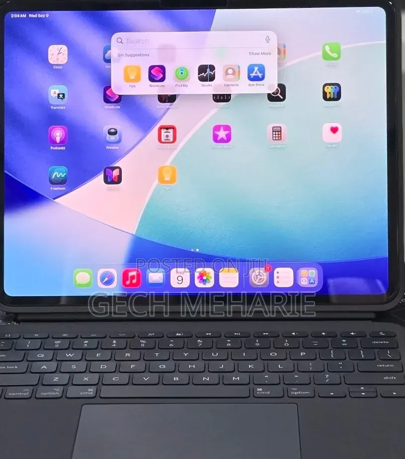New Apple iPad Pro 13 (2025) 256 GB