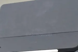 New Apple iPad Pro 13 (2025) 256 GB