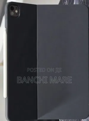 New Apple iPad Pro 13 (2025) 256 GB
