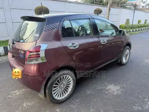 Toyota Yaris 2010 Burgundy