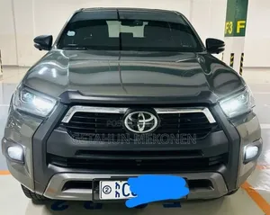 New Toyota Hilux 2025