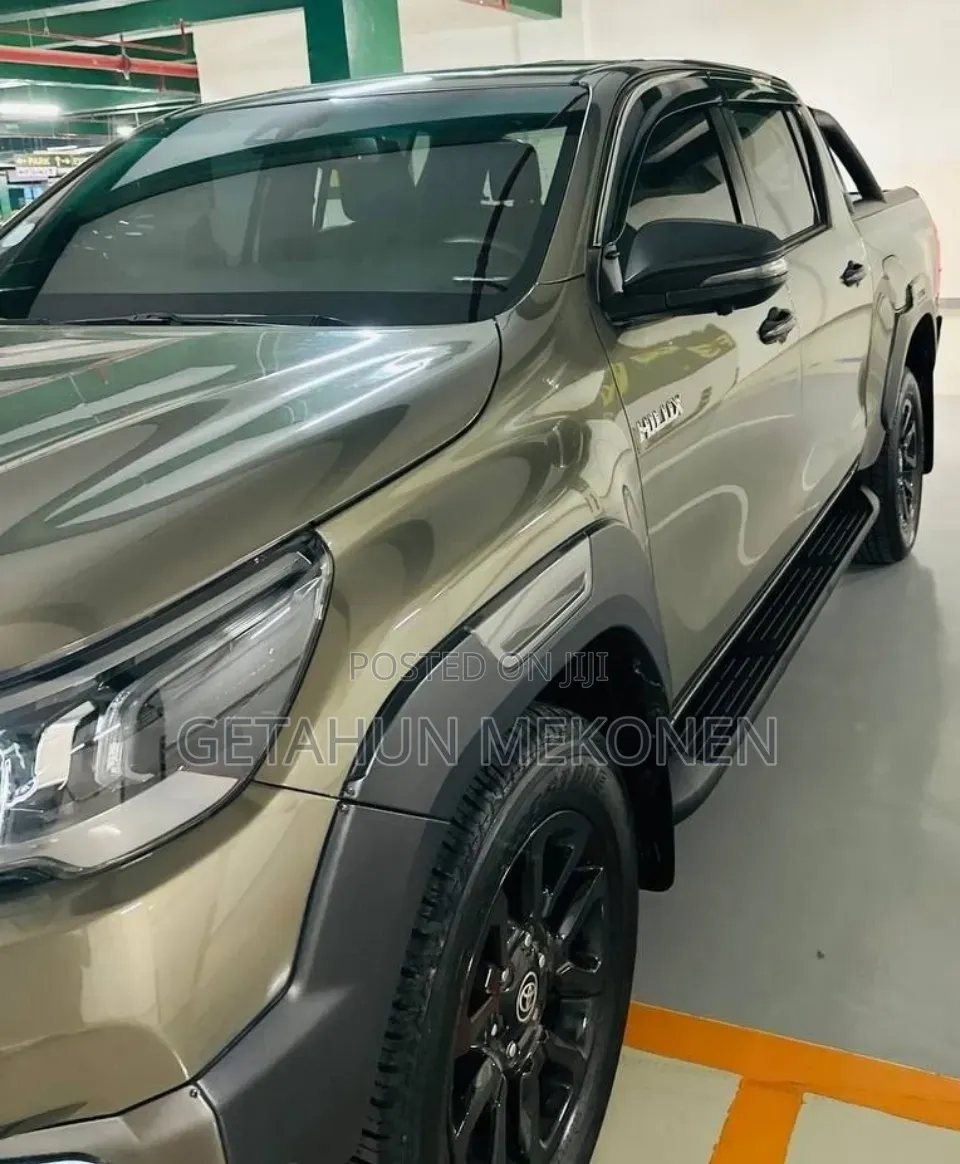 New Toyota Hilux 2025