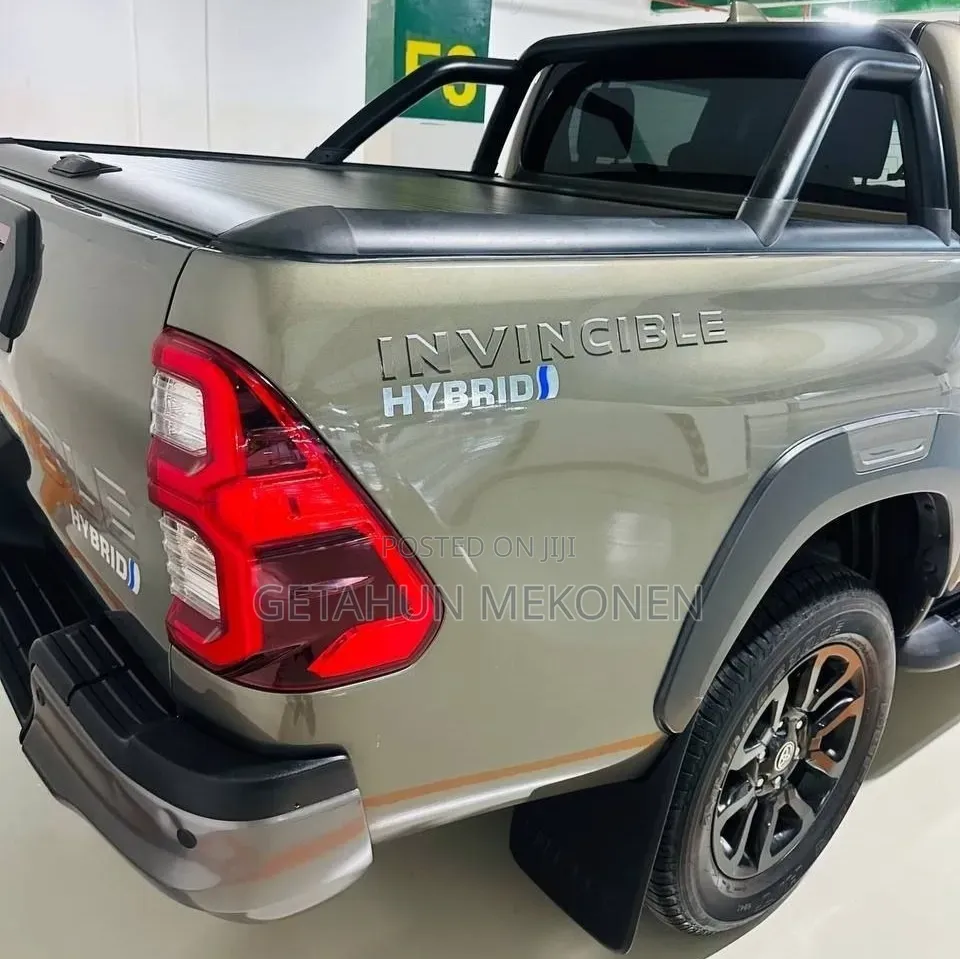 New Toyota Hilux 2025