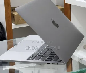 New Laptop Apple MacBook Pro 2019 16GB Intel Core i7 SSD 512GB