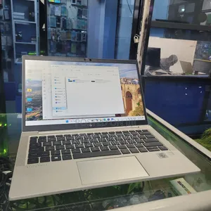 Laptop HP EliteBook 830 G8 8GB Intel Core i5 SSD 512GB