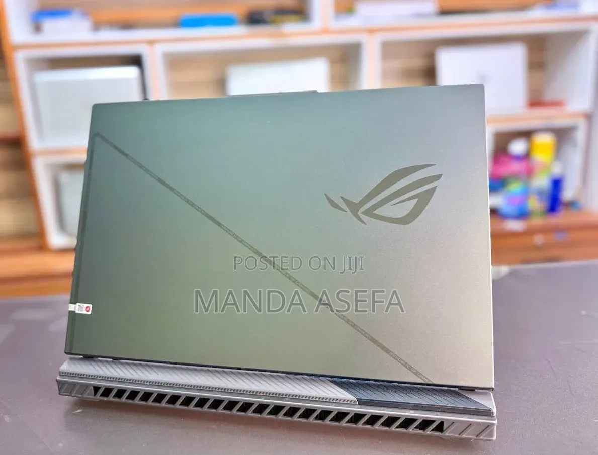 New Laptop Asus ROG Strix G16 G614 16GB Intel Core i9 SSD 1T