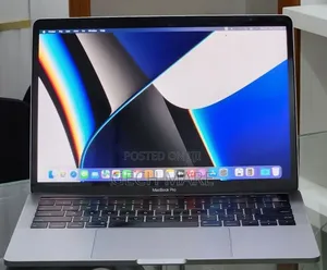 New Laptop Apple MacBook Pro 2019 16GB Intel Core i7 SSD 512GB