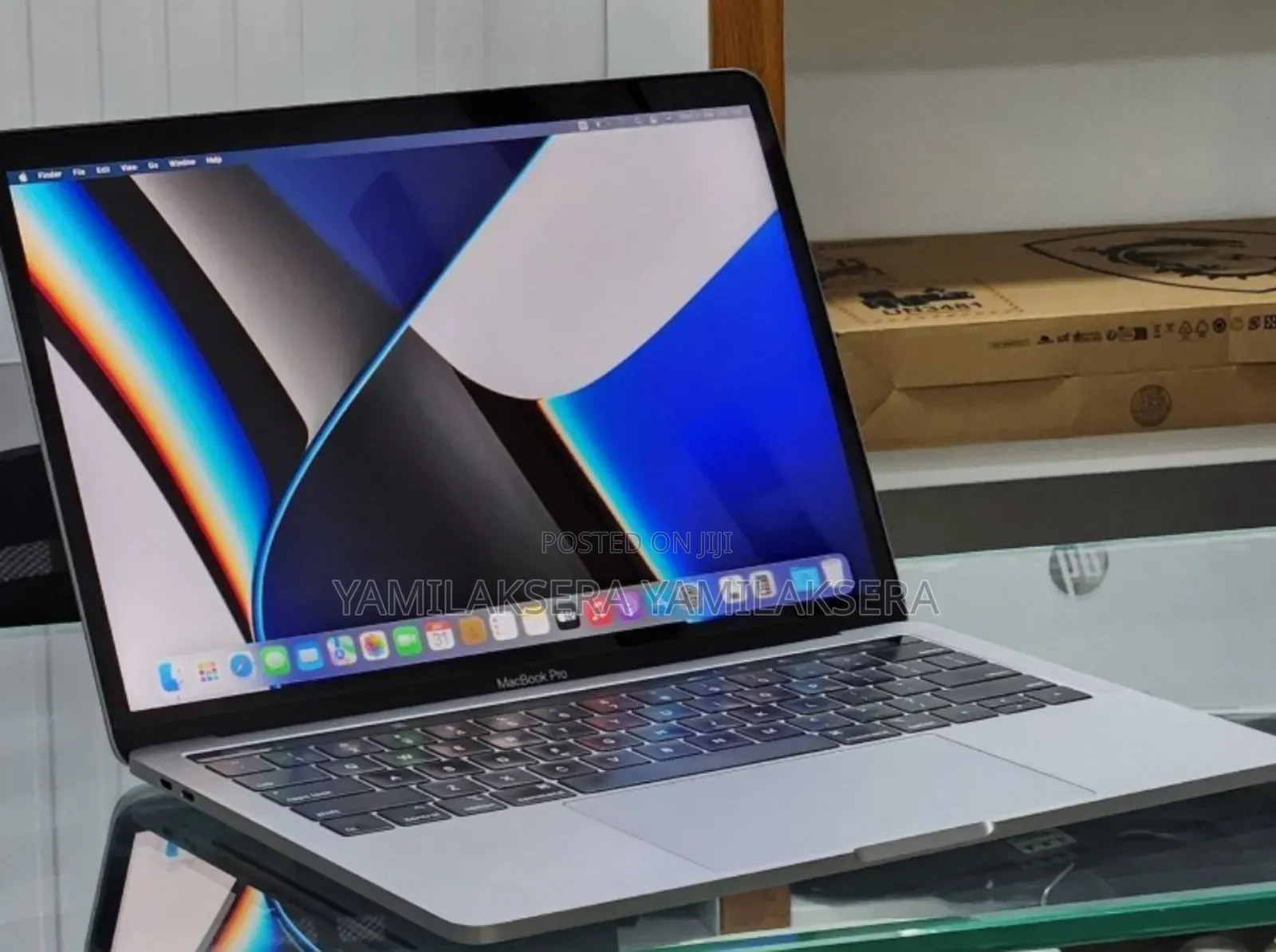 New Laptop Apple MacBook Pro 2019 16GB Intel Core i7 SSD 512GB
