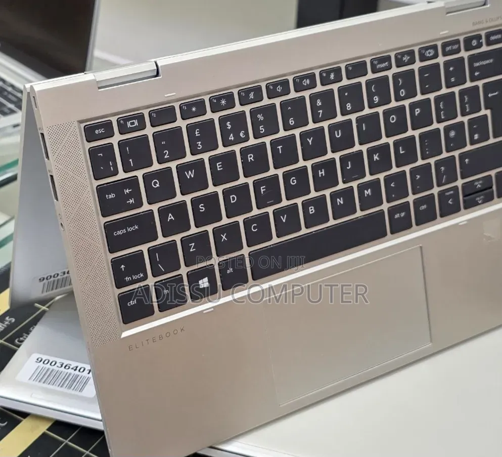 New Laptop HP EliteBook 830 G8 16GB Intel Core i5 SSD 512GB