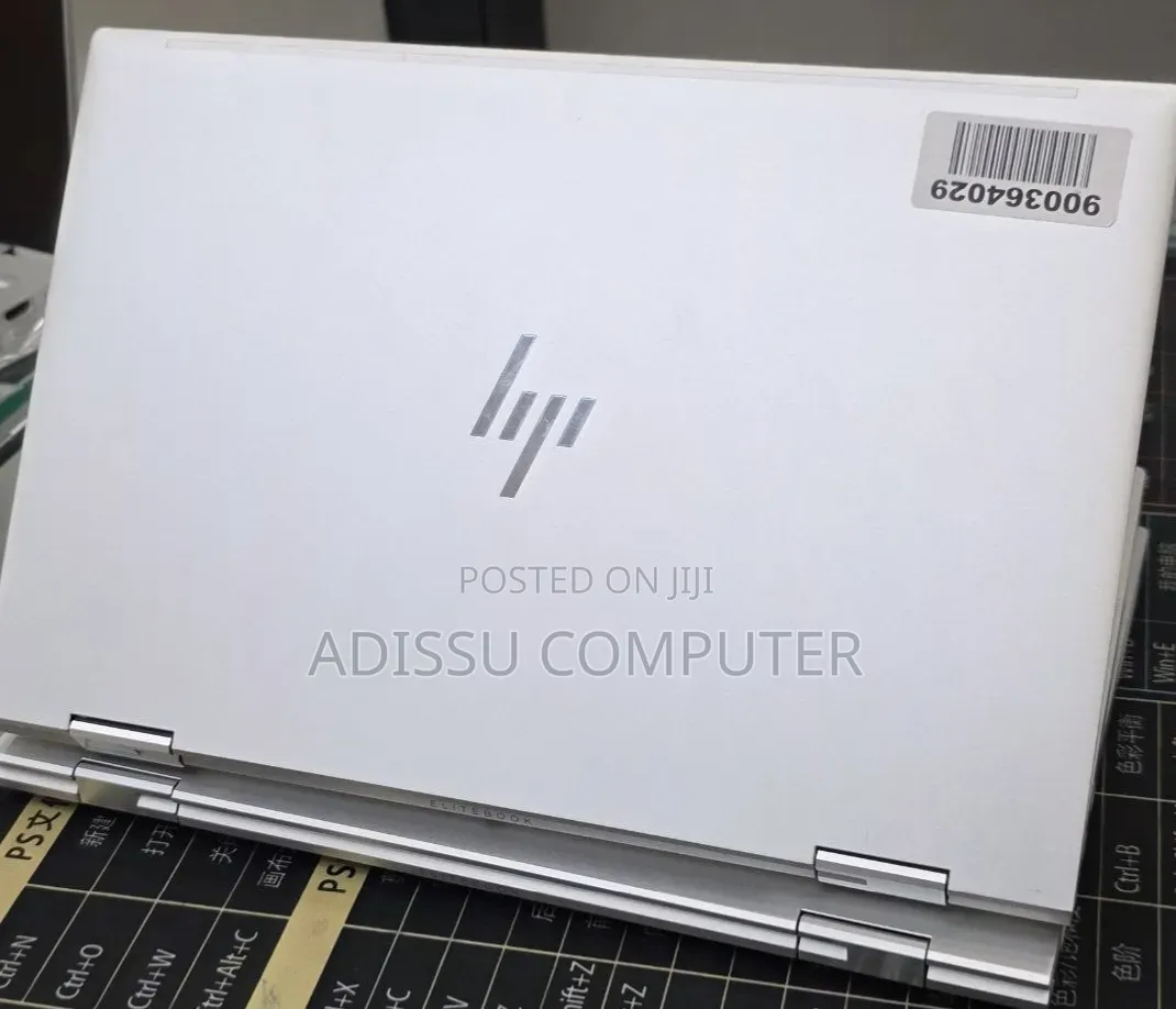 New Laptop HP EliteBook 830 G8 16GB Intel Core i5 SSD 512GB