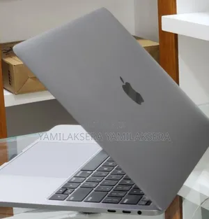 New Laptop Apple MacBook Pro 2019 16GB Intel Core i7 SSD 512GB