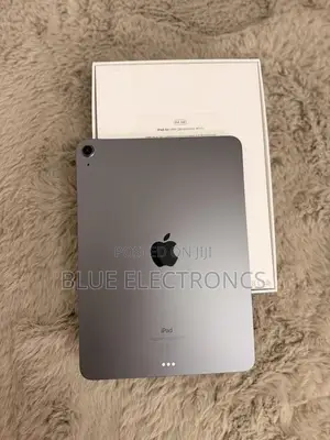 Apple iPad Air 64 GB Gray