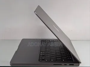New Laptop Apple MacBook 16GB SSD 512GB