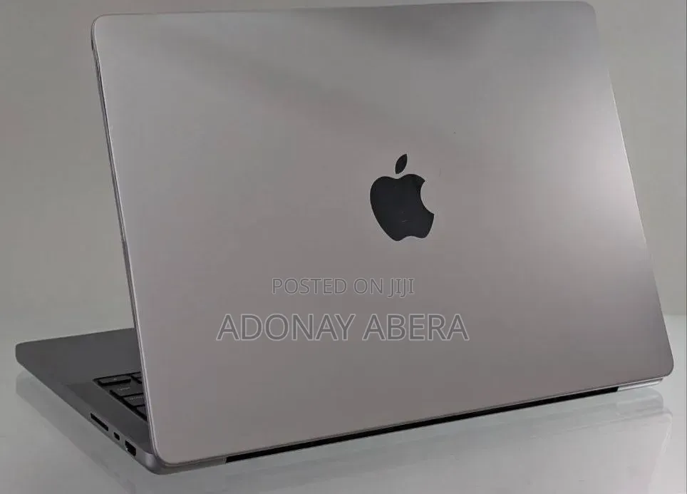 New Laptop Apple MacBook 16GB SSD 512GB