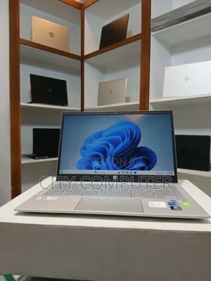New Laptop HP ZBook Studio 32GB Intel Core i7 SSD 1T