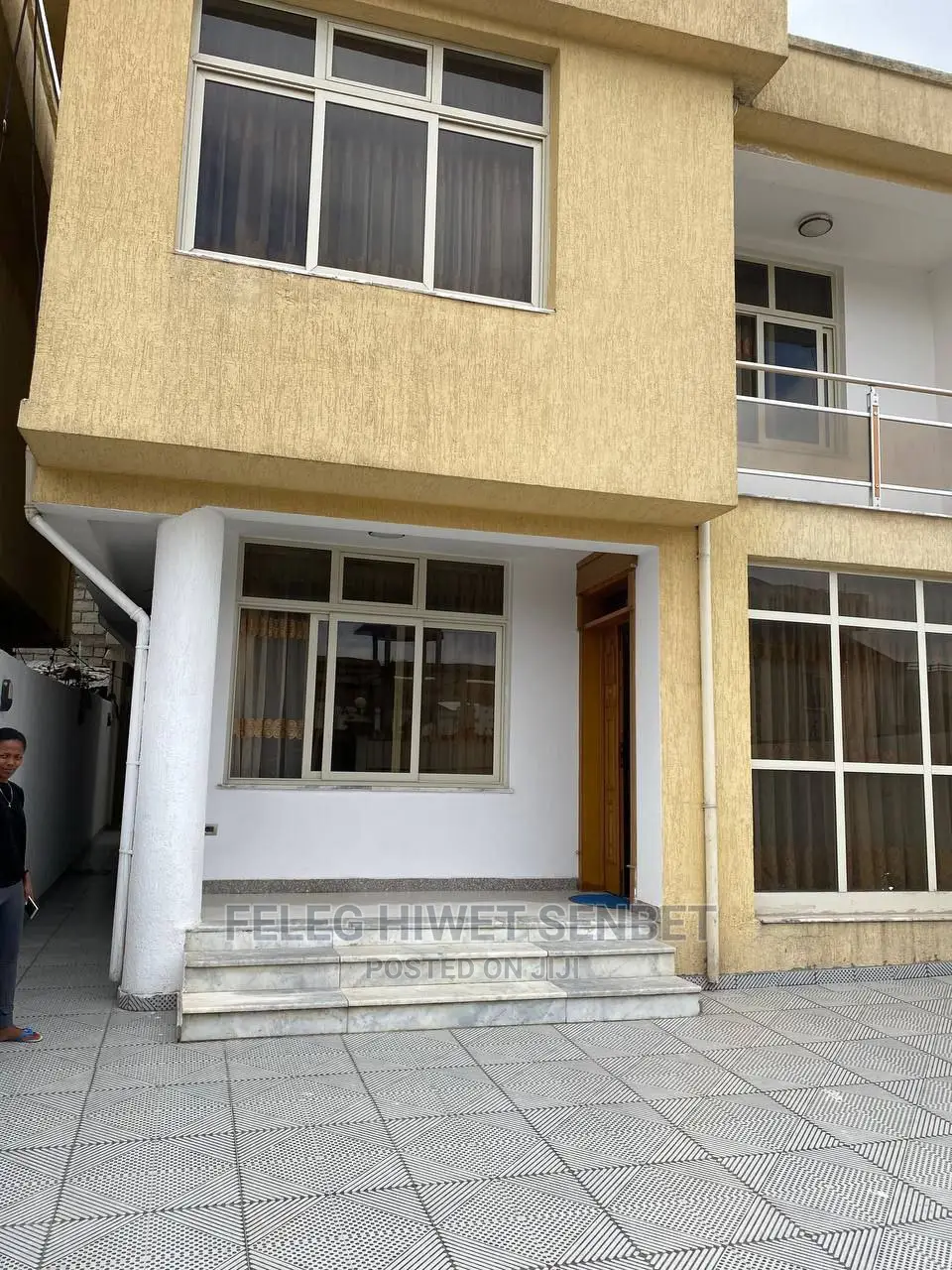 6bdrm House in አአ, Bole for Sale