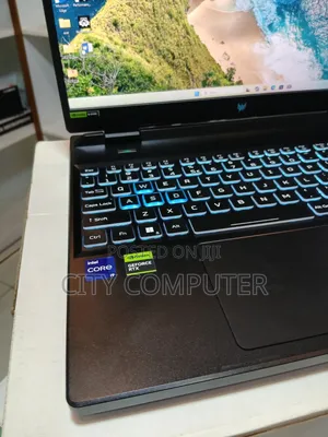 New Laptop Acer Predator Helios 300 16GB Intel Core i7 SSD 1T
