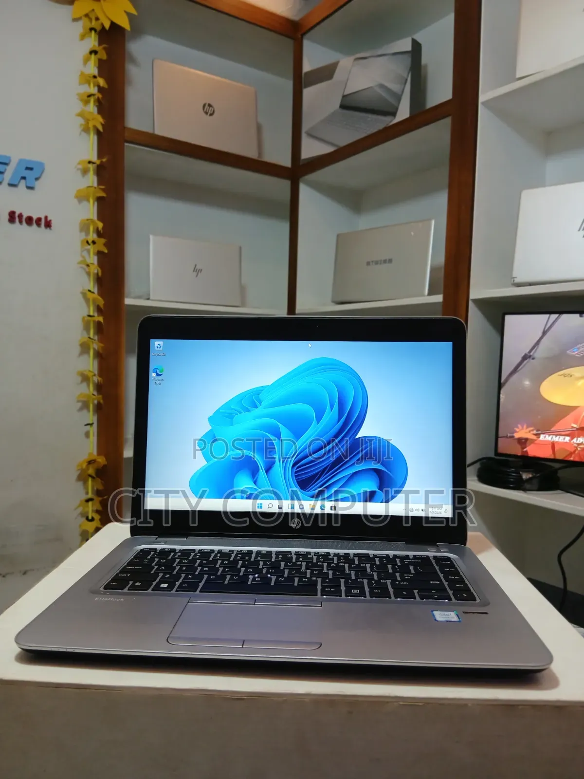 New Laptop HP EliteBook 840 G3 8GB Intel Core i5 SSD 512GB