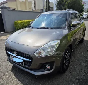 Suzuki Swift 2021 Gray