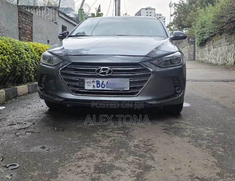 Hyundai Avante 2017 Gray