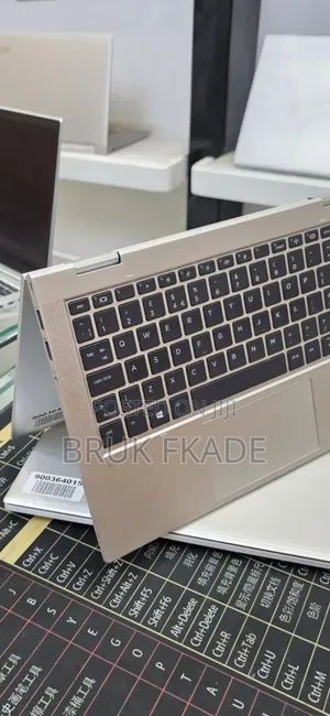 New Laptop HP EliteBook 830 G8 16GB Intel Core i5 SSD 512GB