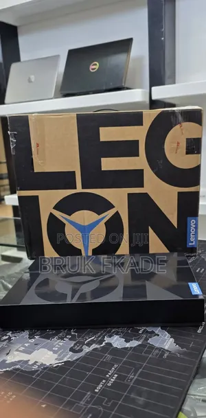 New Laptop Lenovo Legion 5 32GB AMD Ryzen 9 SSD 1T