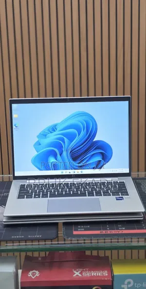 New Laptop HP EliteBook 840 G10 16GB Intel Core i7 SSD 512GB