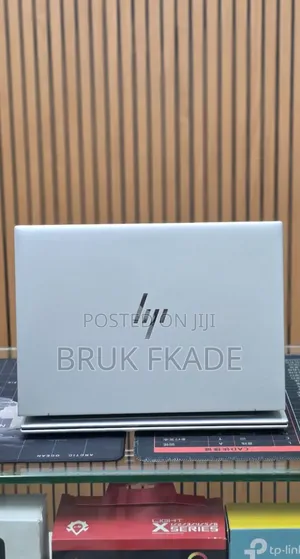 New Laptop HP EliteBook 840 G10 16GB Intel Core i7 SSD 512GB