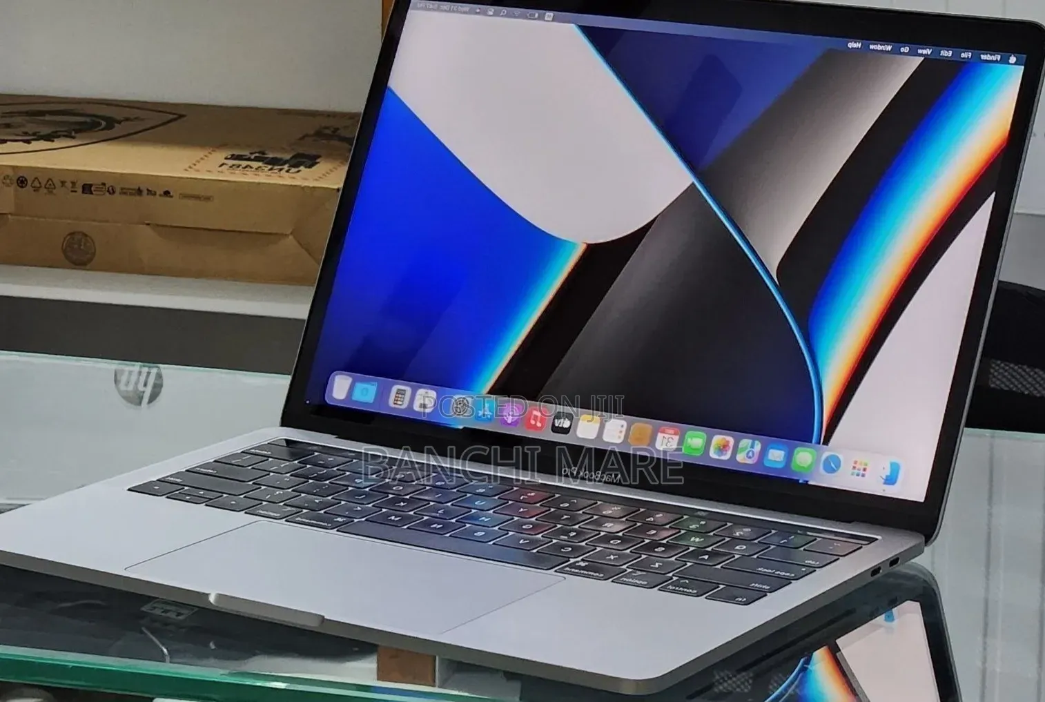 New Laptop Apple MacBook Pro 2019 16GB Intel Core i7 SSD 512GB
