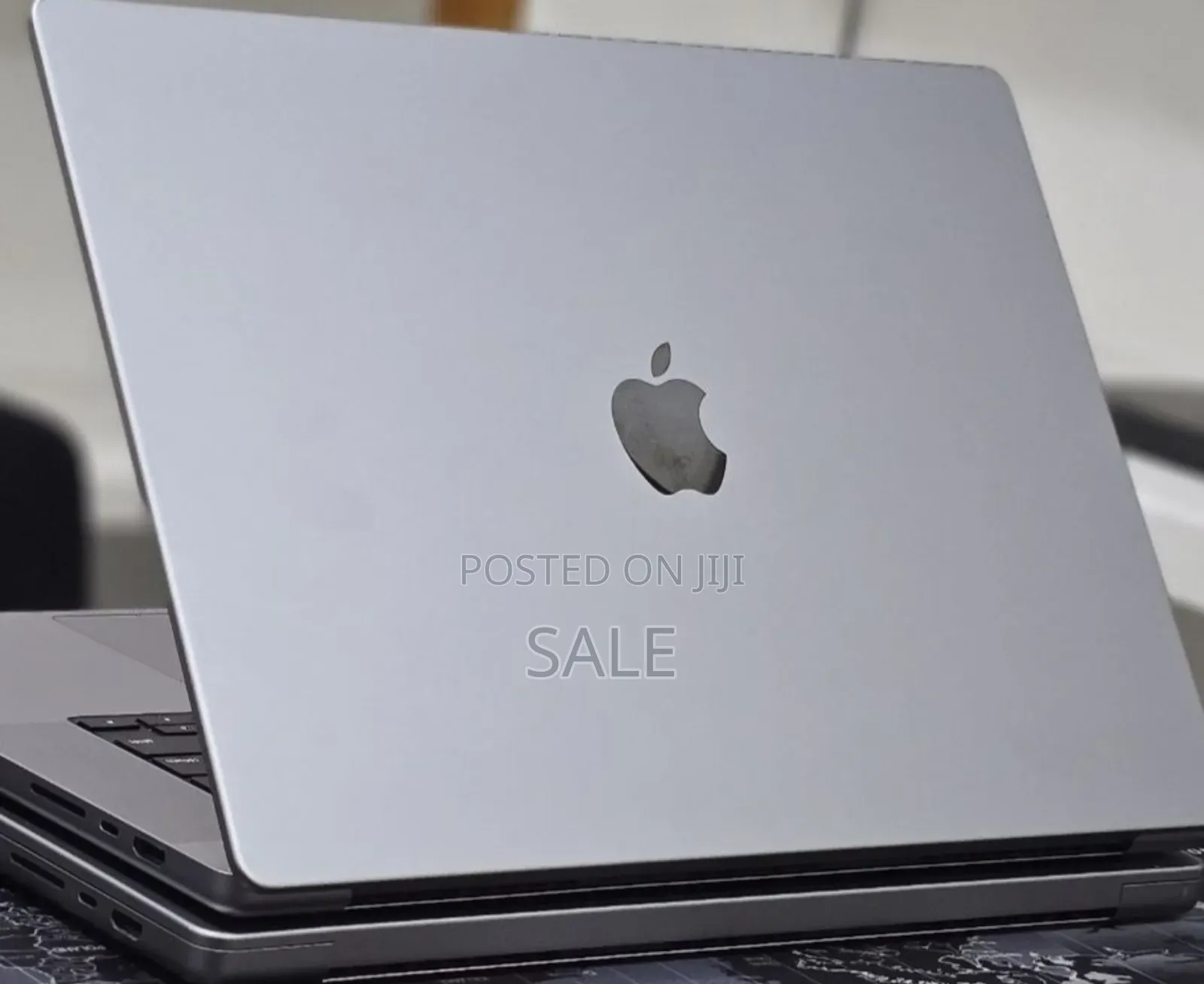 New Laptop Apple MacBook Pro 2021 M1 32GB Apple M1 Pro SSD 512GB