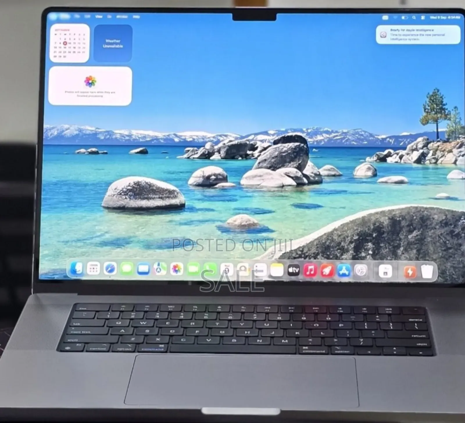 New Laptop Apple MacBook Pro 2021 M1 32GB Apple M1 Pro SSD 512GB