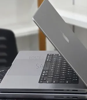 New Laptop Apple MacBook Pro 2021 M1 32GB Apple M1 Pro SSD 512GB