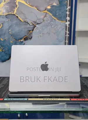 New Laptop Apple MacBook Pro 2021 M1 32GB Apple M1 Pro SSD 1T