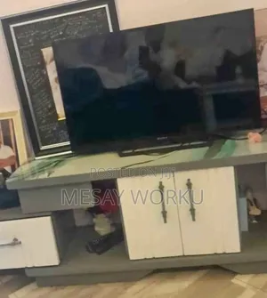 Synix 32 Inch TV
