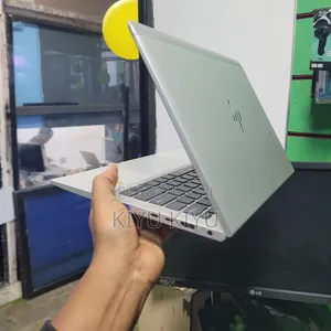 New Laptop HP EliteBook 830 8GB Intel Core i5 SSD 512GB