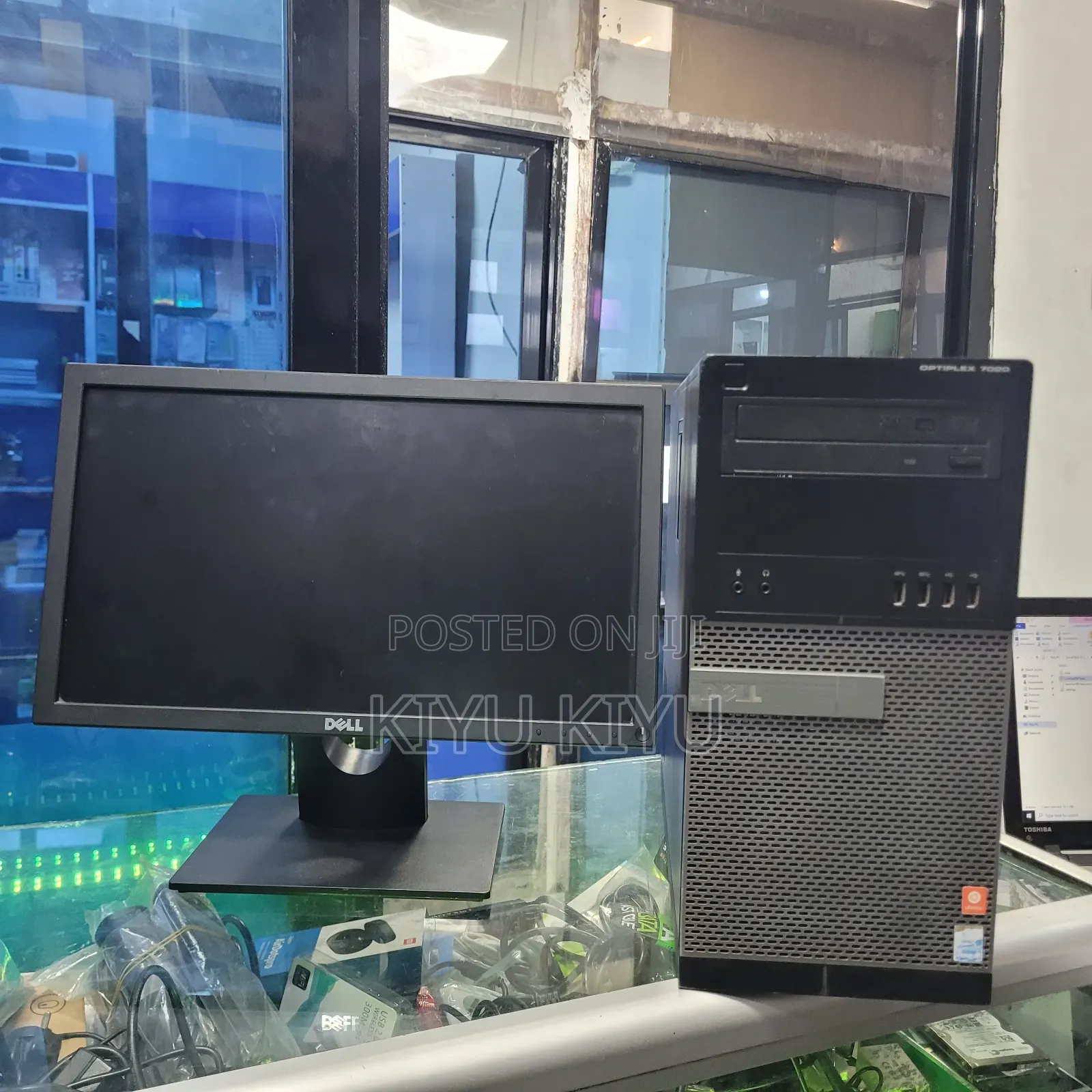 Desktop Computer Dell Optiplex 7020 4GB Intel Core i5 HDD 500GB