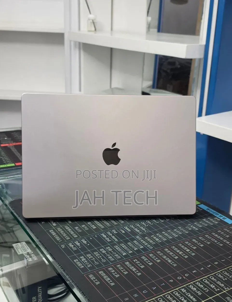 New Laptop Apple MacBook Pro 2021 M1 32GB Apple M1 Pro SSD 512GB