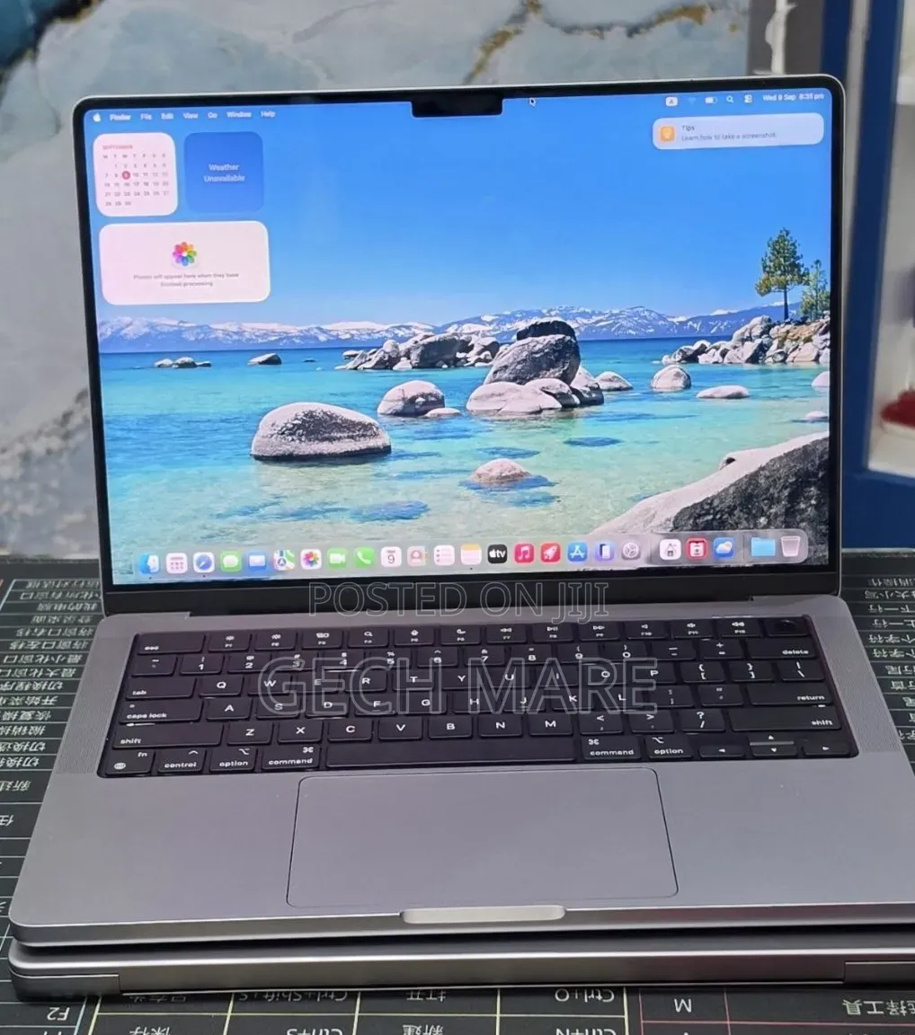 New Laptop Apple MacBook Pro 2021 M1 32GB Apple M1 Pro SSD 1T