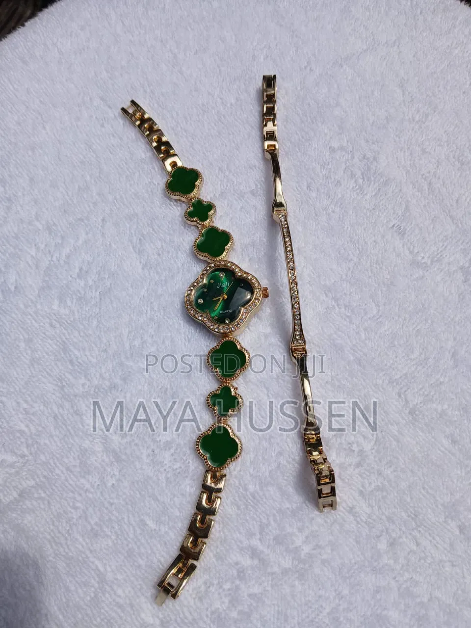 Women's Green Clover Watch Matching Bracelet Set – Gold Tone