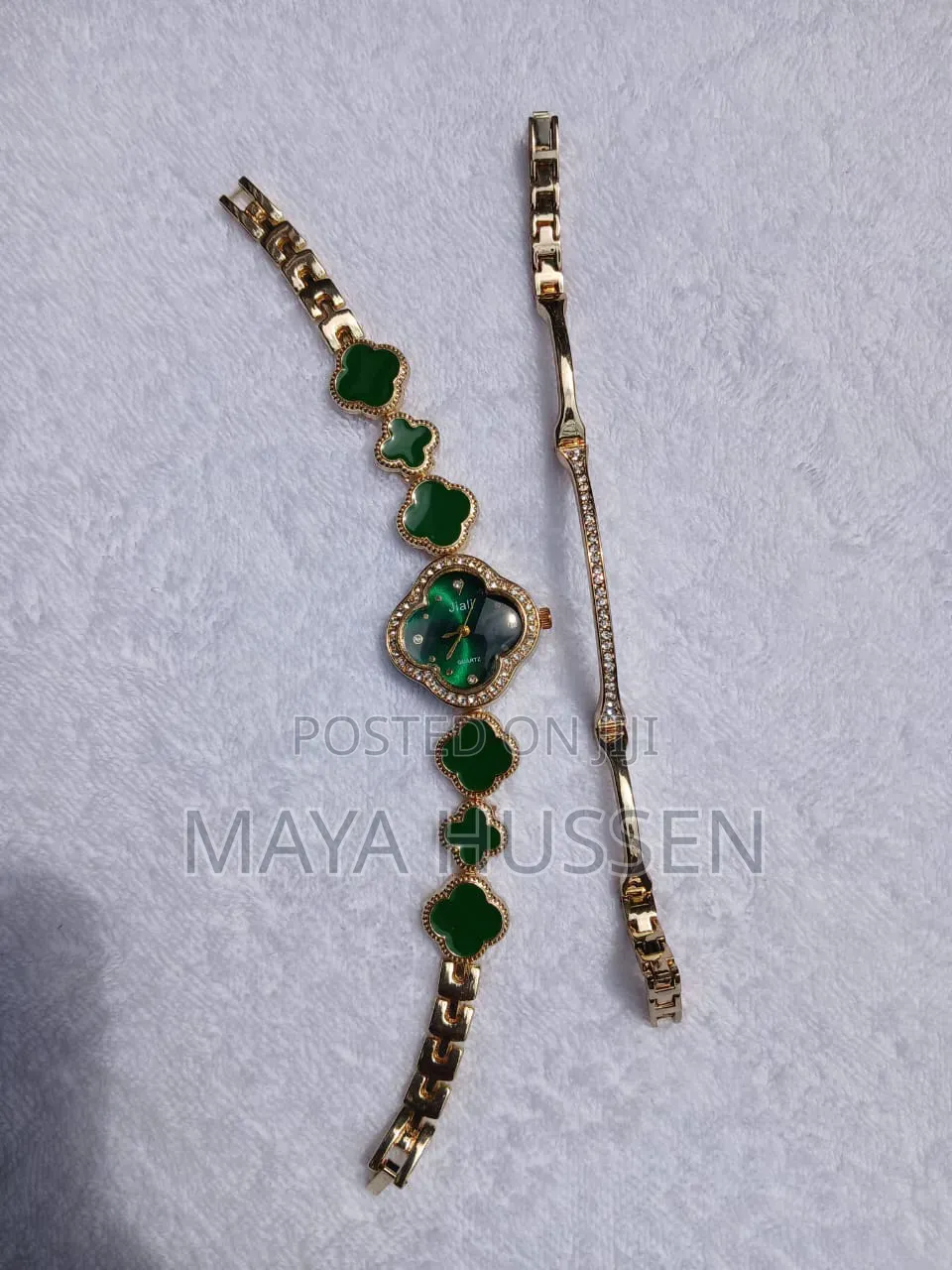 Women's Green Clover Watch Matching Bracelet Set – Gold Tone