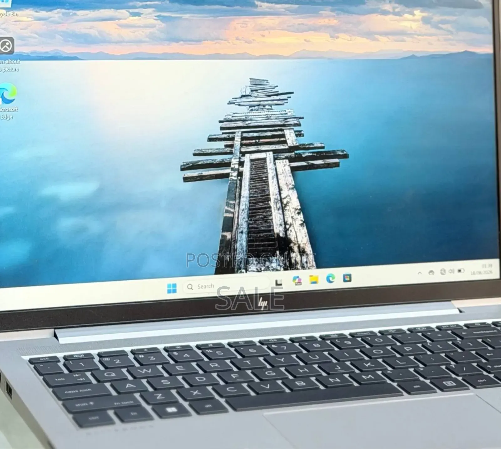New Laptop HP EliteBook 830 G8 16GB AMD Ryzen 5 SSD 512GB