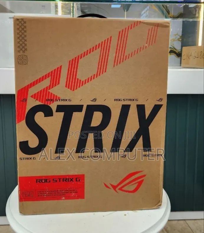 New Laptop Asus ROG Strix G18 32GB Intel Core Ultra 9 SSD 2T