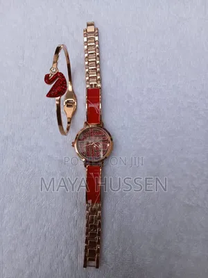 Women's Red Gold Watch Set With Crystal Red Swan Bangle